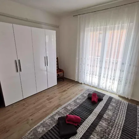 In With Four-bedrooms 1 *