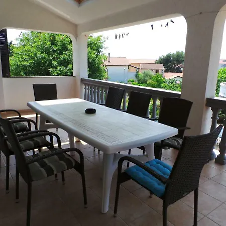 In With Four-bedrooms 1 * Medulin