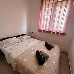 In With Four-bedrooms 1 *