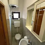 In With Four-bedrooms 1 * Μεντουλίν