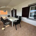 Διαμέρισμα In With Four-bedrooms 1 *