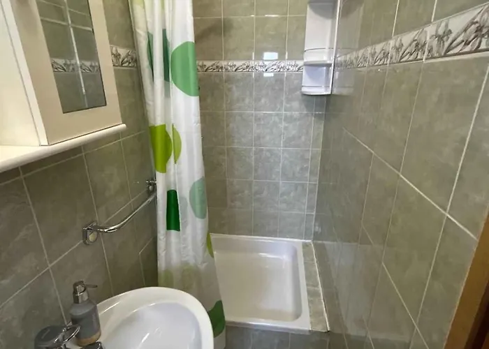 Apartment In With Four-bedrooms 1