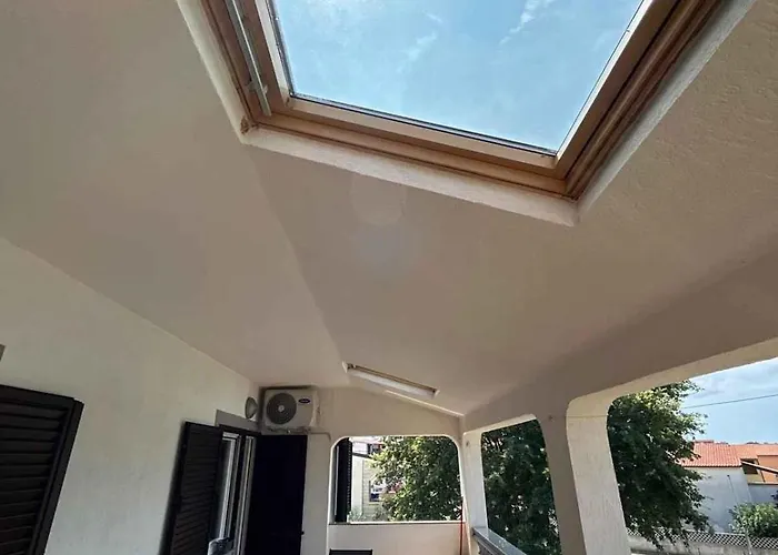 In With Four-bedrooms 1 *