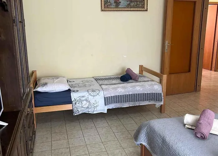 In With Four-bedrooms 1 * Medulin