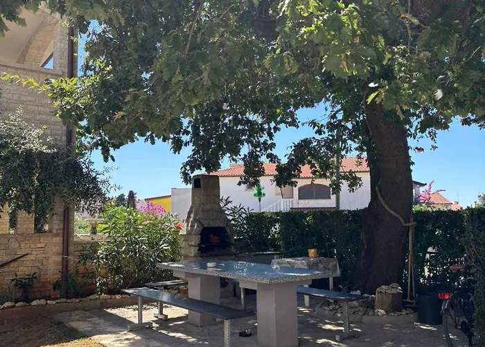 In With Four-bedrooms 1 * Medulin